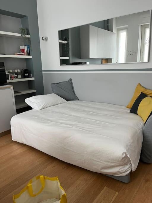Bilocale Di Charme Apartment Милано Екстериор снимка